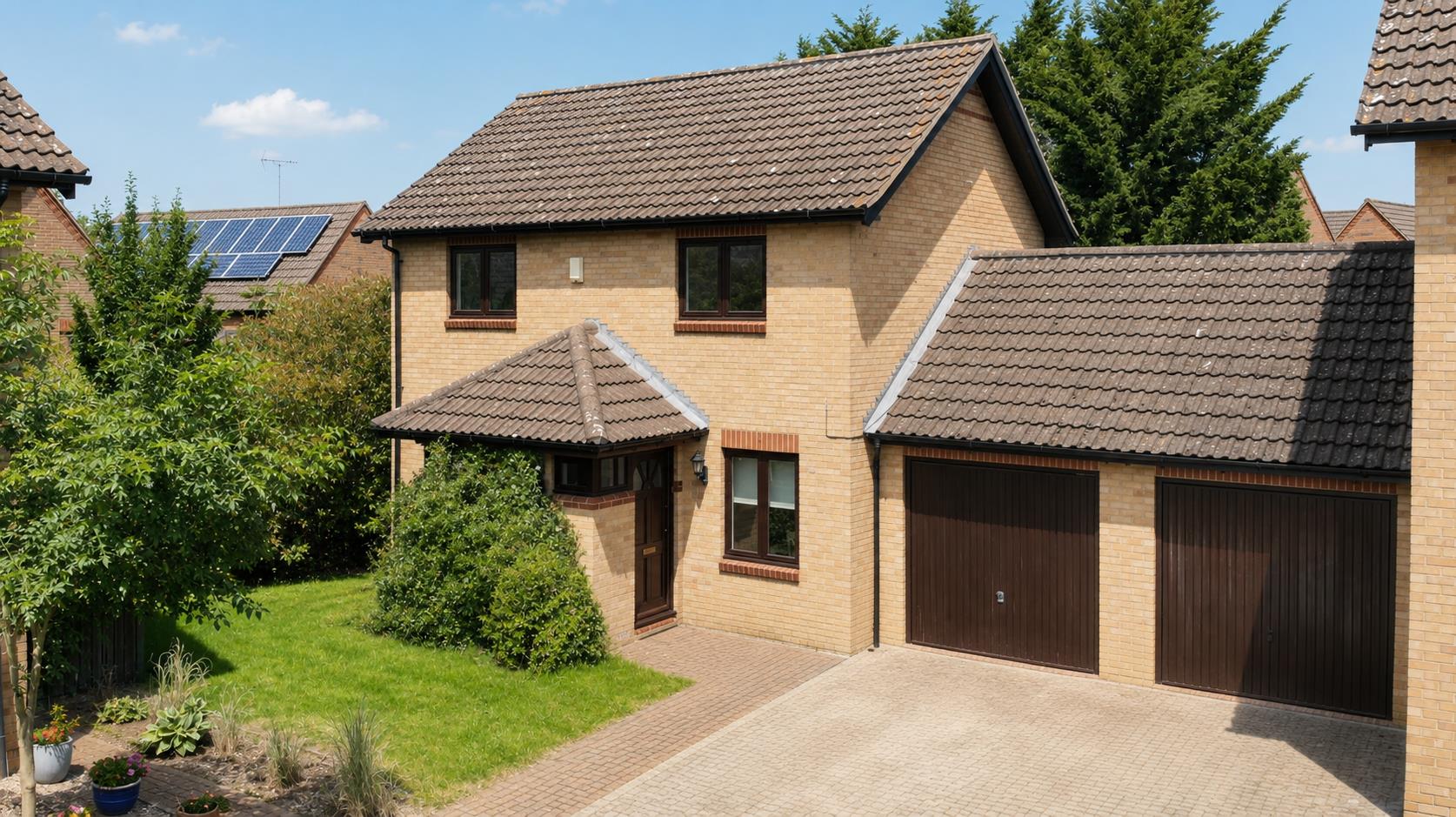 3 bed property in Rochester Court, Milton Keynes
